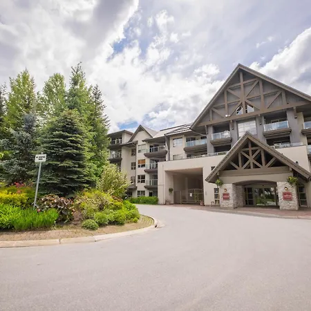 The Aspens By Outpost Whistler Villa Exterior photo