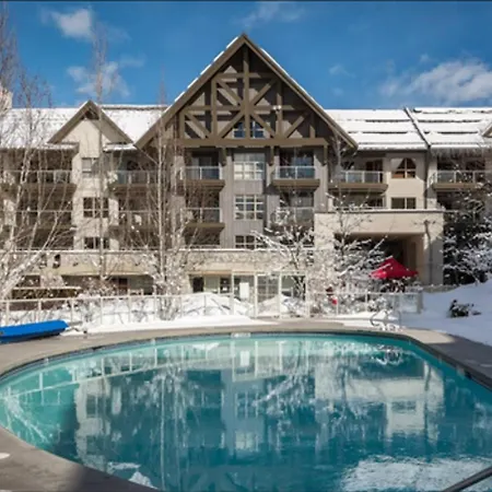 The Aspens By Outpost Whistler Villa Exterior photo