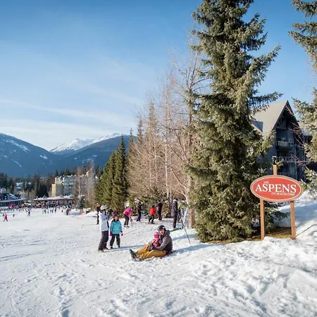 The Aspens By Outpost Whistler Villa Exterior photo